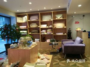 實(shí)體家紡倉(cāng)庫(kù)大揭秘 探尋家居用品的寶藏之地